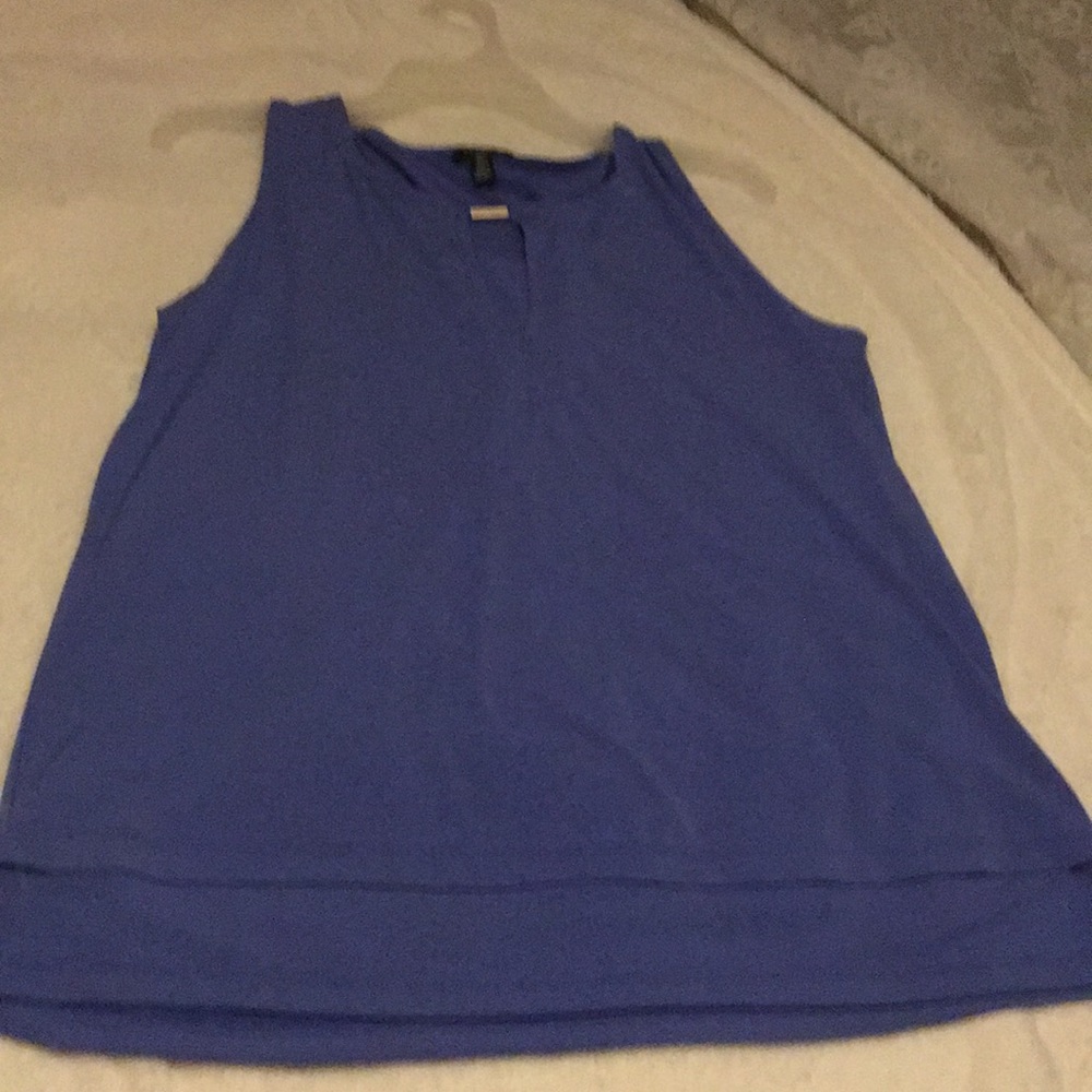 Jones New York large top